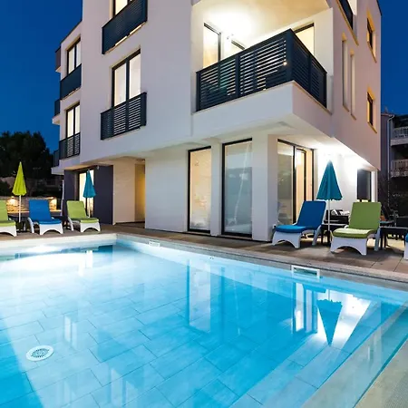 Cindric Apartamento *